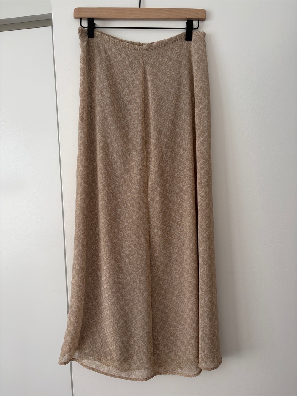 Vintage Express Tan Diamond-Print Maxi Skirt